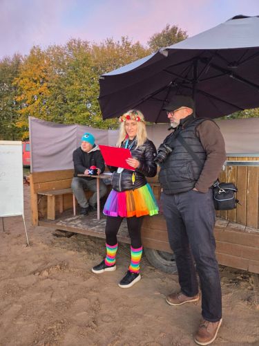 Rodzinny Piknik Sportowy z Zimnym Ptakiem